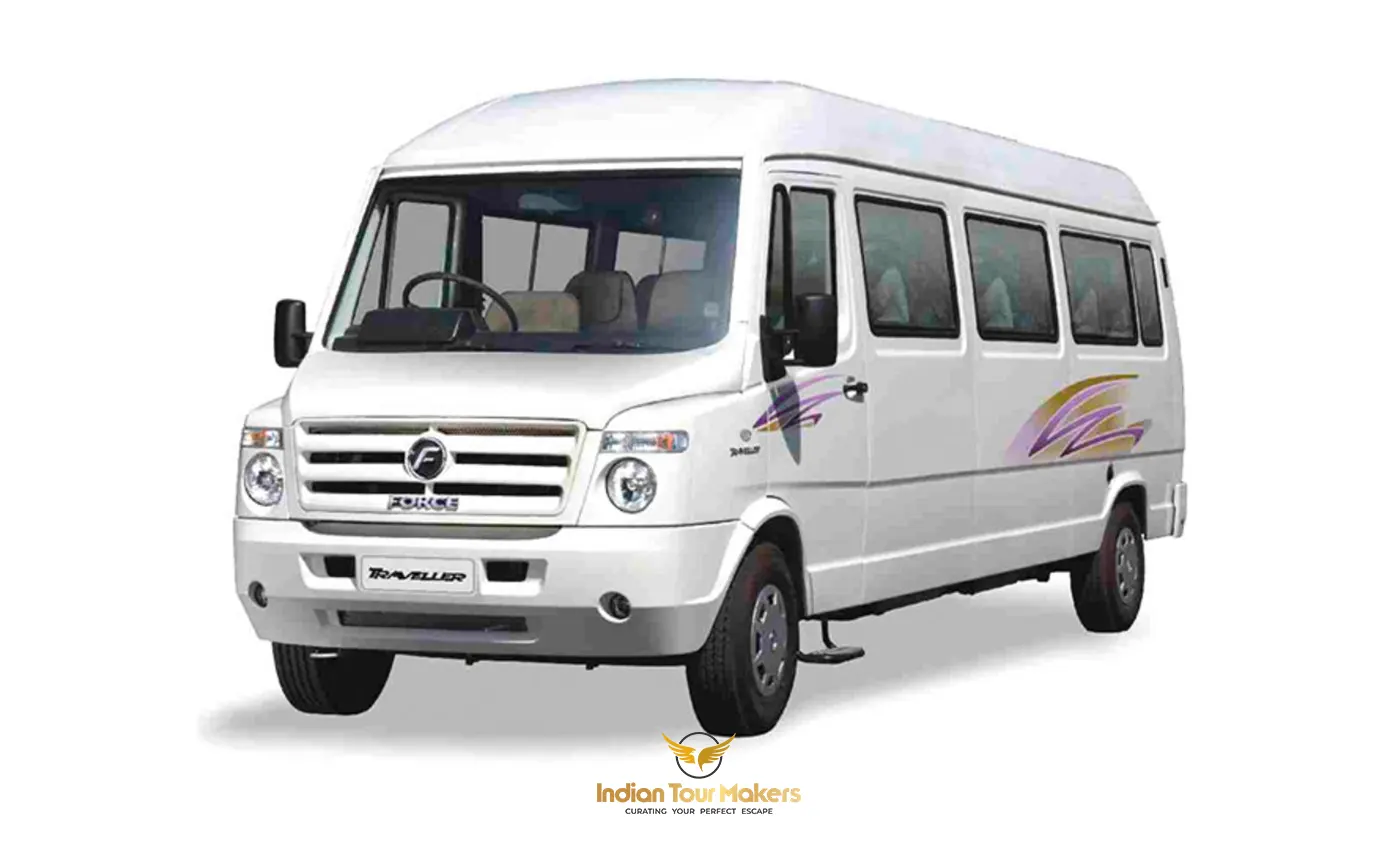 Force Traveller – 17 Seater