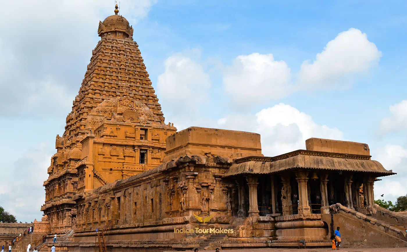Temples to visit as a tourist in tamil nadu