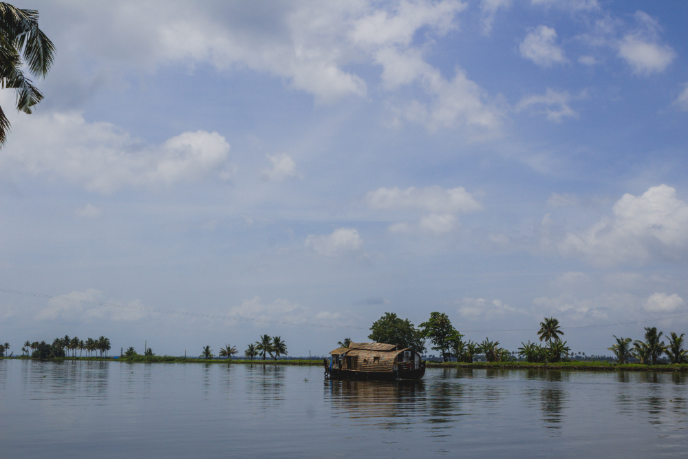 Kochi Alappuzha Backwaters